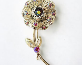 Sarah Coventry gold brooch, 1960’s flower brooch, 1960s vintage jewelry, vintage Sarah Coventry jewelry, birthday gift for flower lover