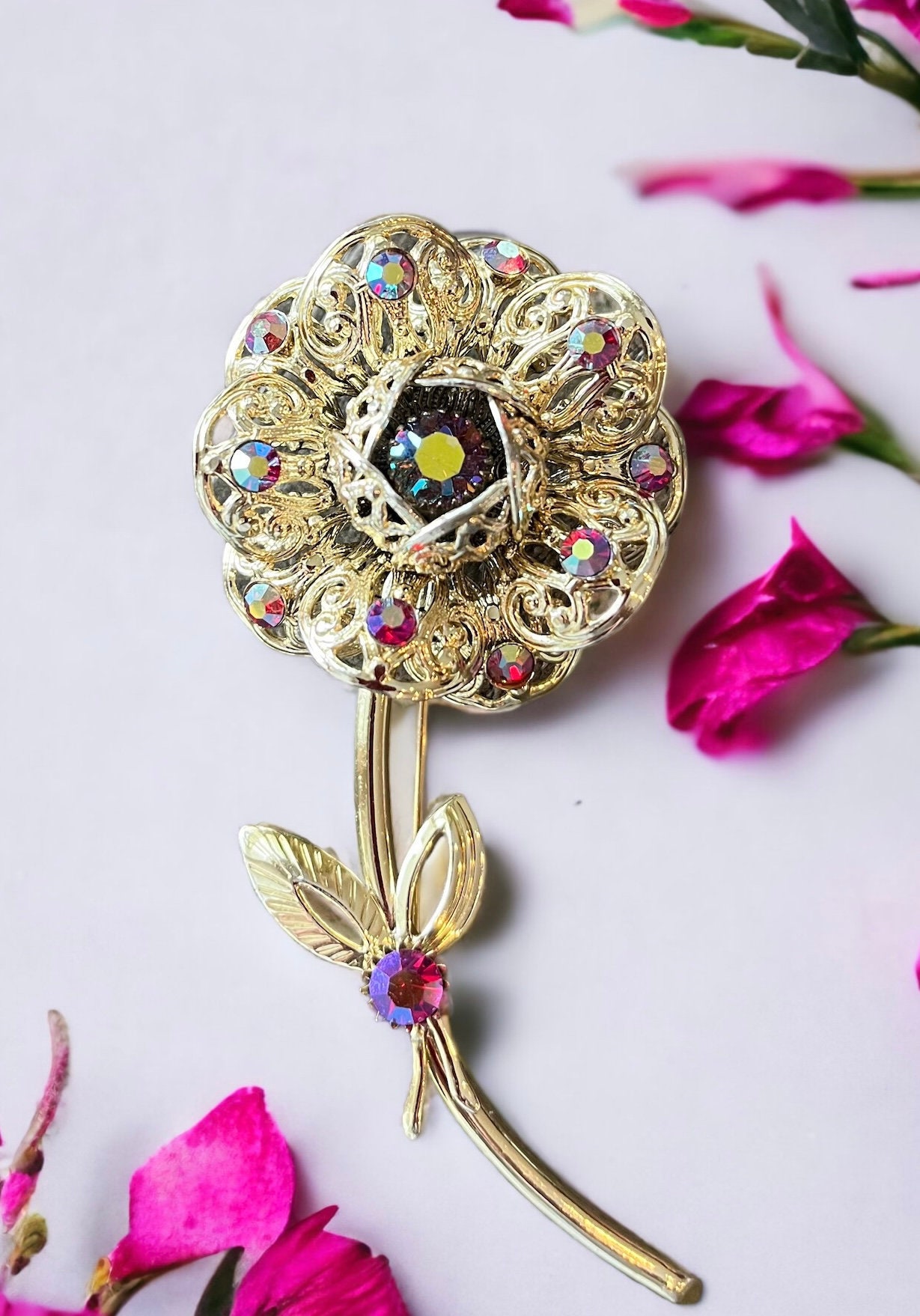 1960's Flower Gold Tone Flower signed Sarah Coventry Brooch