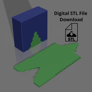 Op de afbeelding: Een digitale STL-bestandsdownload voor een 3D-printbare kerstboom. De afbeelding toont een groen 3D-model van een kerstboom met een blauwe doos erachter. De tekst "Digitale STL-bestandsdownload" en een wolkpictogram met de tekst "STL" zijn ook zichtbaar.