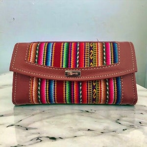 Cartera de mano para dama peruana hecha a mano