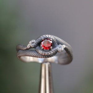 Ruby Stone Snake 925 Silver Ring, Health Symbol Snake, Self-Eating Snake Symbol 925 Sterling Silver, Emerald Snake Oxidized Silver Ring