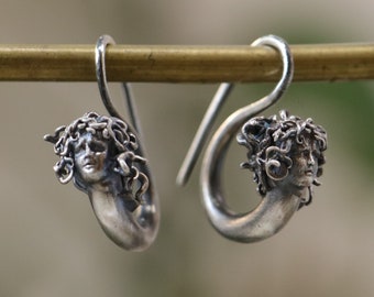 Medusa Earring 925 Silver, Witch Medusa Jewelry, Snake Jewelry,, Handmade Earring, Mythological Jewelry, Greek God, Earring Antique Silver