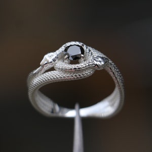 Ouroboros 925K Sterling Silver Ring, Snake Silver Ring, Onyx Snake Silver Ring, Goth Snake Jewelry, Snake Eating İtself Jewelry, Onyx Ring