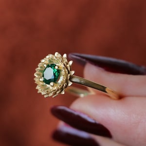 Sunflower Emerald 14k Gold Ring, Nature Inspired Ring, Daisy Emerald Ring, Made Of Sterling Silver, Best Wedding Gift, Emerald Ring