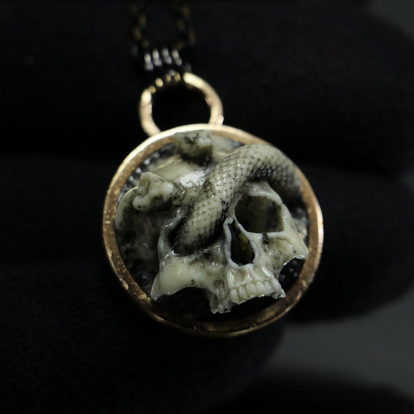 Collier Skull Snake, Collier en marbre, Collier en marbre en bronze, Collier crâne, Collier Serpent homme, Collier cadeau homme, Collier gothique homme