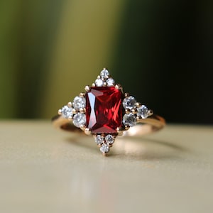 Emerald Cut Ruby and Moissanite Elegant Ring, 925K Sterling Silver Garnet Ring, Moissanite 925 Silver Ring, Ruby Ring, Moissanite Ring
