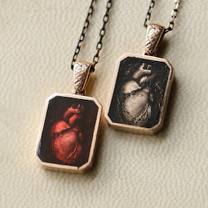 Anatomical Heart Necklace, Antique Bronze Anatomical Heart, Gothic Heart Necklace, Anatomical Necklace, Unique Witch Gift, Witch Jewelry
