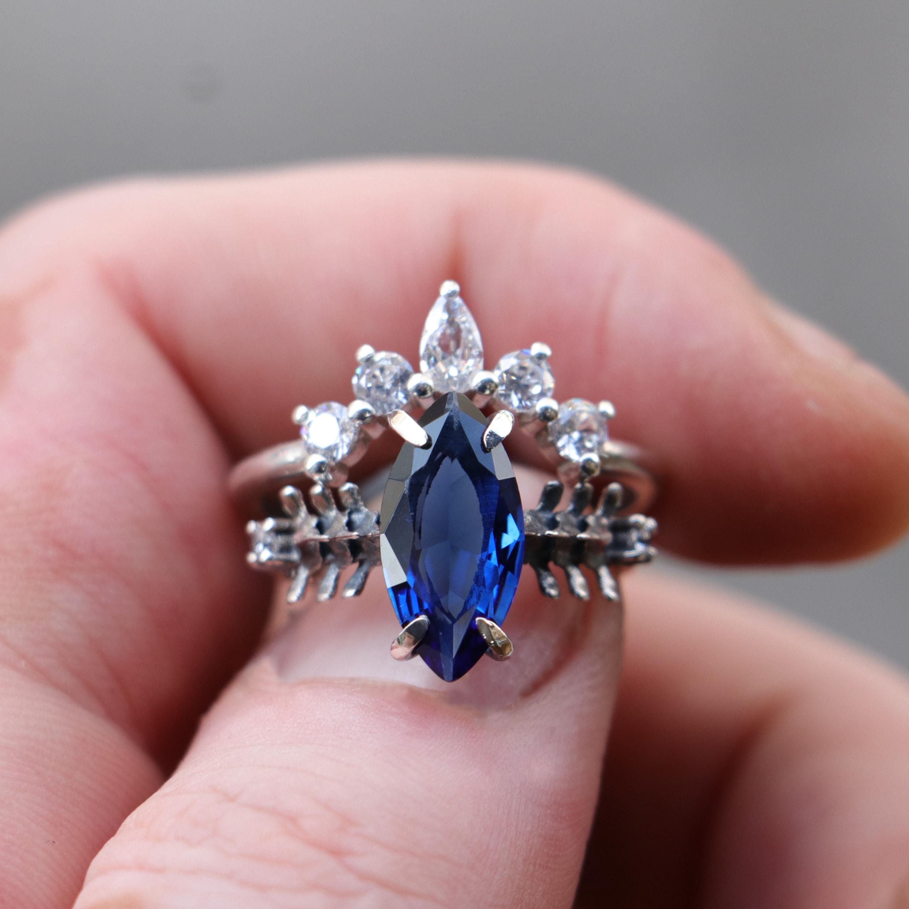 925K スターリングシルバー マーキスカット サファイア リング