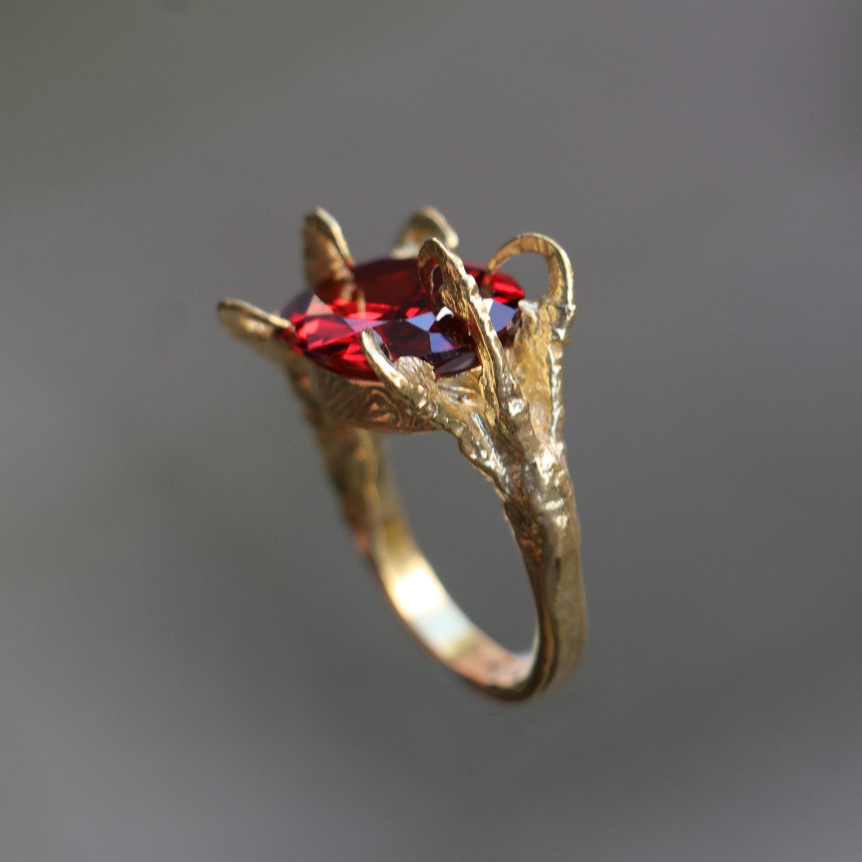 ハンドメイドのドラゴンクローガーネット925スターリングシルバー 