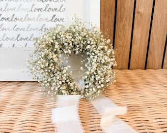 Mini Dried Gypsophila Wreath