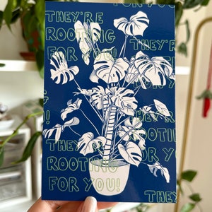 Eles estão torcendo por você: Impressão artística de planta Monstera, ilustração de cartão postal 4x6 | Pôster pequeno para decoração de casa | lubremerdesign