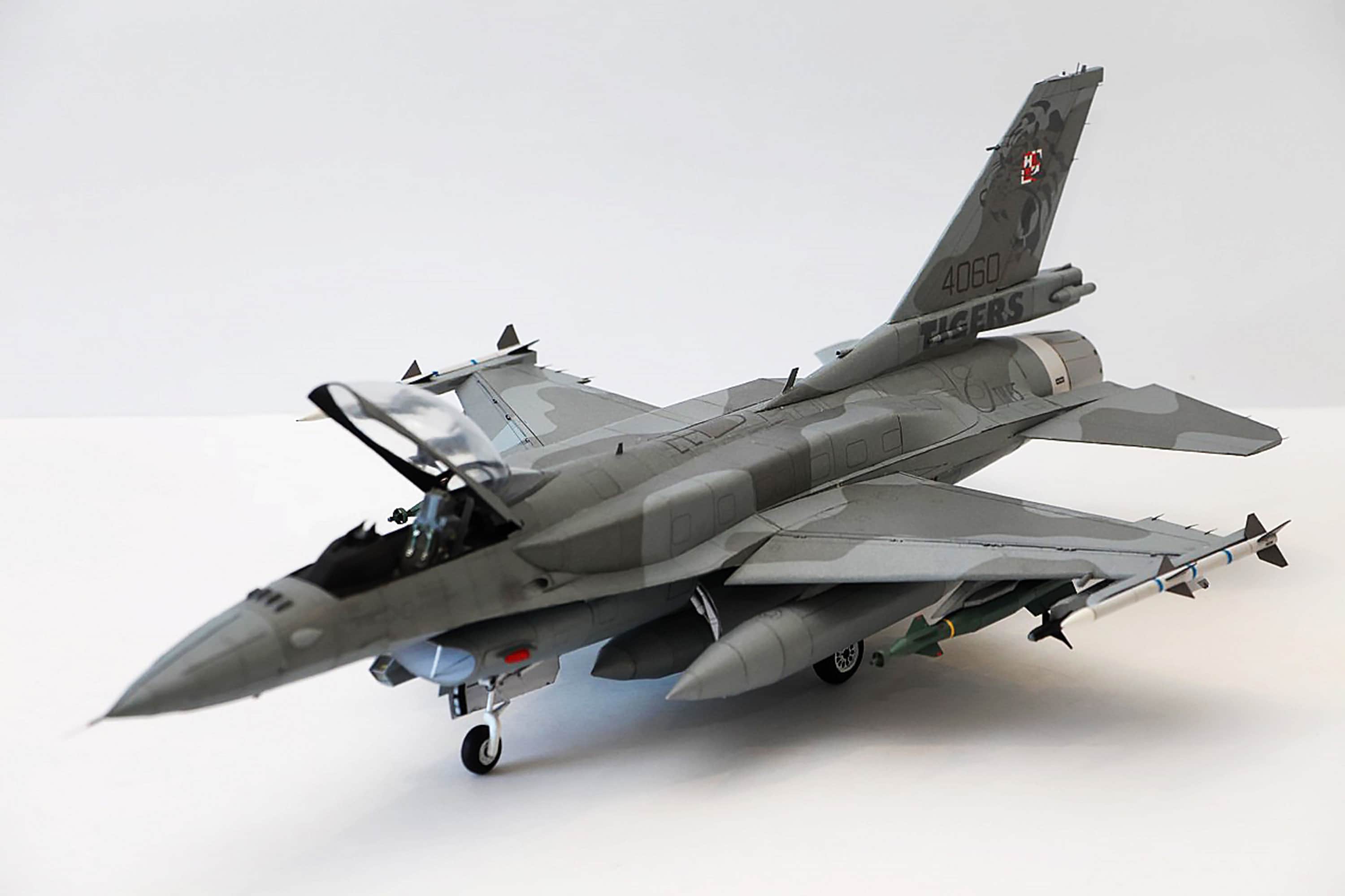 Paper Model Airplan Paper Model Kit Papercraft 3d Pdf Model Making Kit ...
