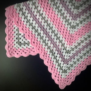 Porte Bebe Au Crochet En Bleu Vert Violet Cadeau De Douche Etsy