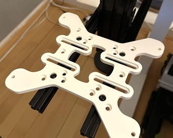 Honeycomb Bravo Quandrant Alpha Yoke mount to Universal table mount using Honeycomb base