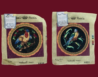 Deux toiles imprimées au point d'aiguille Royal Paris vintage