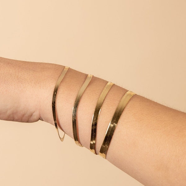 10k Gold Herringbone Chain Bracelet / Solid 10k Gold / Flat Snake Bracelet / 7 - 8 inch / Unisex Men's Women's / Gift for Him & Her