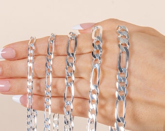 28 inch necklace on woman