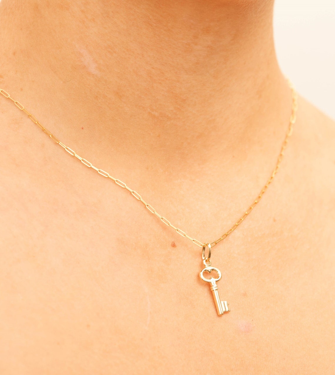 14k Gold Key Necklace / 14k Yellow Gold Key Heart Charm Etsy