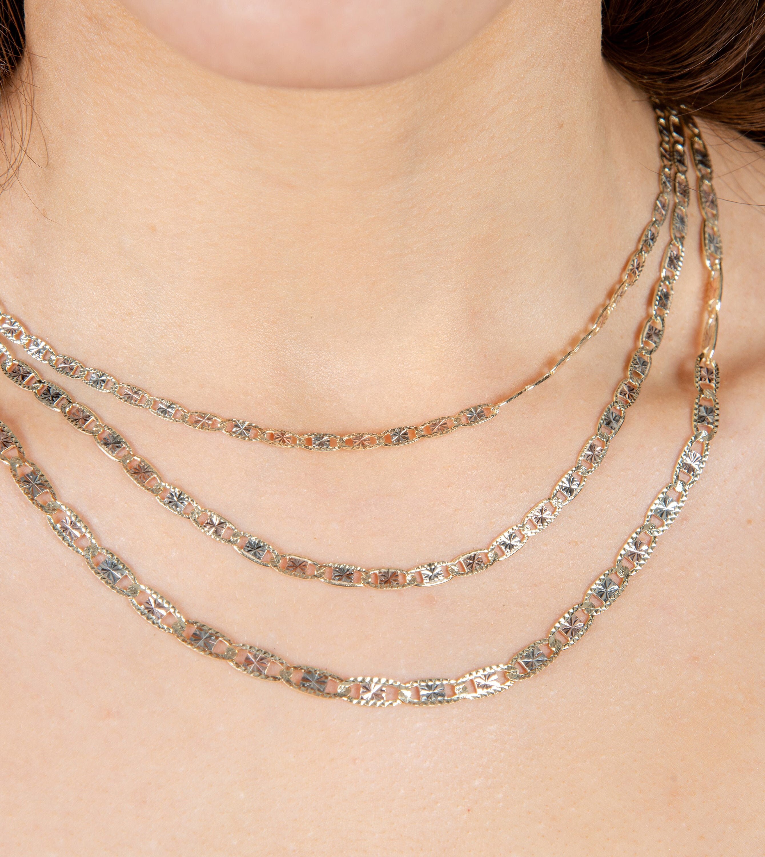 Tri color gold valentino chain deals