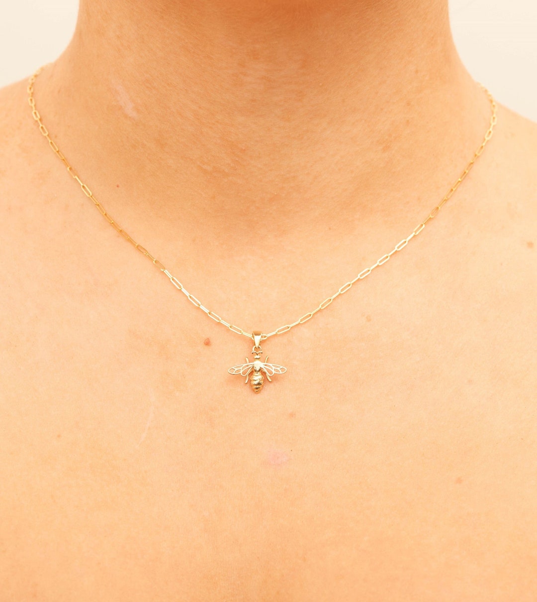 14k Gold Bumble Bee Charm Pendant Necklace / Yellow Gold Bee Necklace