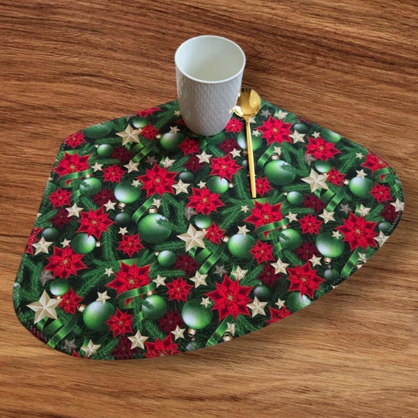 Christmas Poinsettia Wedge Placemats - Set of 4 Handmade Holiday Table Mats