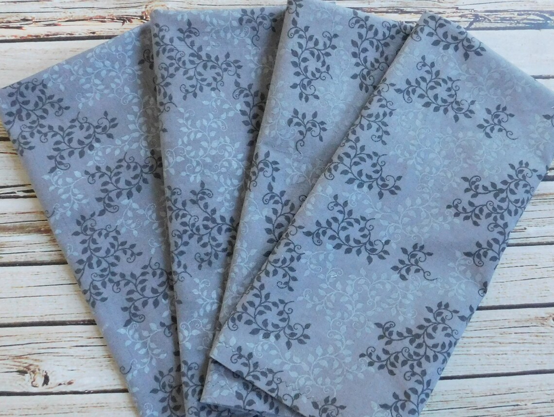 Large Grey Leaf Cloth Napkins Grey Silver Black Table Linens Etsy