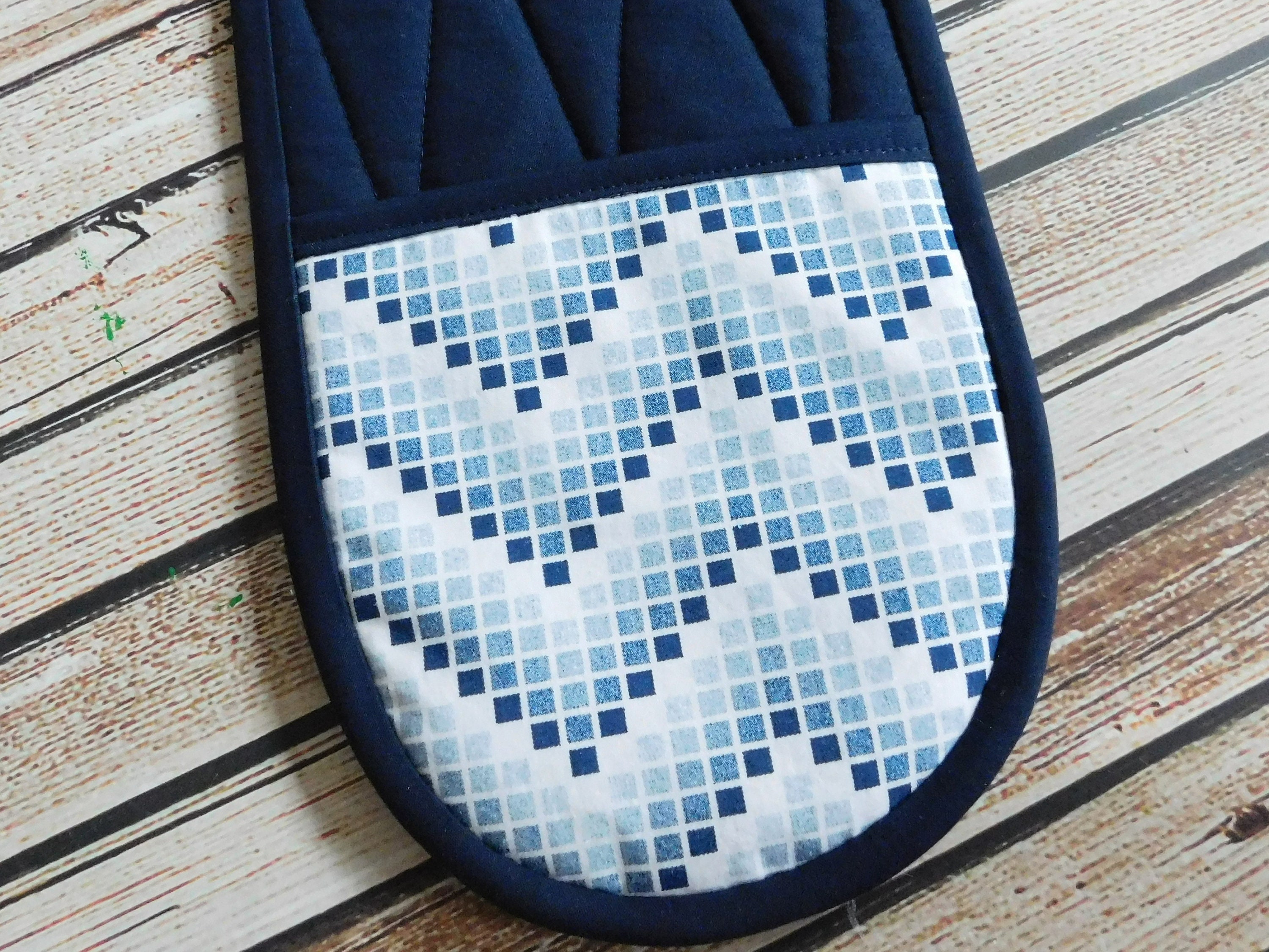 Chevron Double Oven Gloves Navy and White Double Oven Mitt Insulated Pot  Holder Baking Mitt Foodie Gift Hostess Gift 