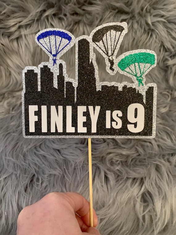 Personalised Skyline Cake Topper - Gaming Style With skydivers / parachutes - Any Name and Age