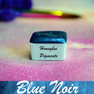 Handmade Metallic Blue Shimmer Watercolour paint | Blue Noir | Honeybee Pigments | Calligraphy Ink | Hand Lettering | Aquarelle