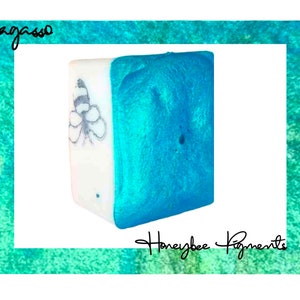 Seagasso | Green Shimmer Watercolour paint | Honeybee Pigments | Calligraphy Ink | Hand Lettering | Artist supplies | Handmade Watercolour