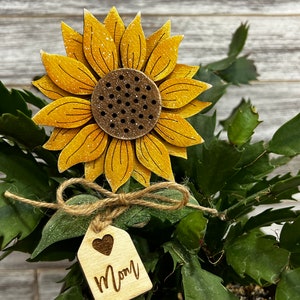 Mother&#39;s Day Gift Plant Picks, Custom Flower Stakes, Personalized Plant Picks, Anniversary Gift, Birthday Gift, Housewarming Gift