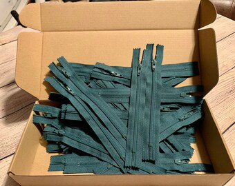 Dark Green YKK 3C Nylon Zipper: 6" Closed End