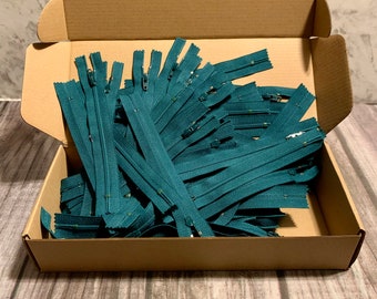 Turquoise Green YKK Zipper: 6" Nylon Closed End