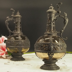 neo renaissance Europe carafe, antique french decander, 1800s green boho glass bowl carafe, gargoyle figüred bronz decander, 1 PC