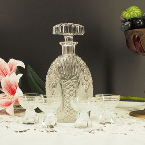 antique liquer drinkware, 1900s crystal glass carafe and 4 liquer glass set, original stopper barware, collectable decander pitcher cafare