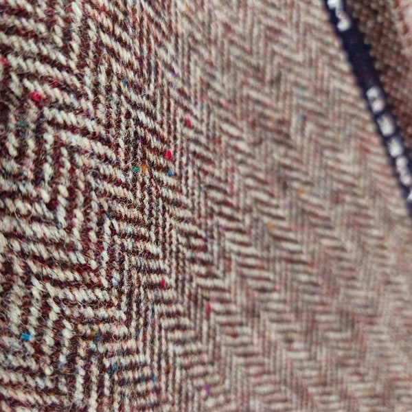 Tawny Port Tweed Yarn Flecked Herringbone 100% Pure Wool Tweed Yarn Fleck Woolen Fabric Made In England Free Woven Label With Purchase