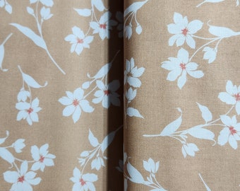 Soft Sandy Beige Wildflower Floral Print 100% Quilt Quality Cotton Fabric 145 GSM 60 Square Pure Cotton Cloth Retro Floral Design