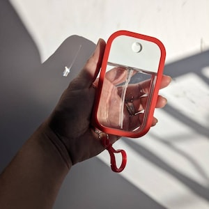 Lege fles Navulbare multifunctionele spuitnevel Keulen Alcohol Handdesinfecterend middel ATM-kaart Zakfles Feestje Cadeau Nuttig Schattig Leuk VS