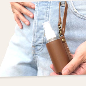 Alcohol Spray Holder Useful Holiday Gift Under 20 Faux Leather Spray Bottle Best 2022 Travel Diaper Bag Must Have Party Favors Cool Item USA