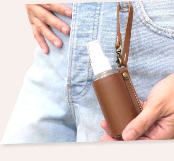 Alcohol Spray Holder Useful Holiday Gift Under 20 Faux Leather Spray Bottle Best 2022 Travel Diaper Bag Must Have Party Favors Cool Item USA