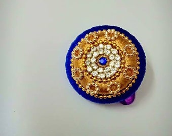 Silk thread shop saree pins price