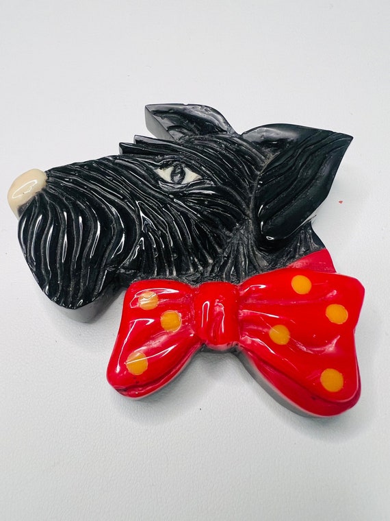 Vintage English Scotty Terrier Bakelite Dog Pin