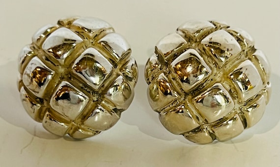 Vintage Sterling Silver ZINA Quilted Dome Clip Earrings