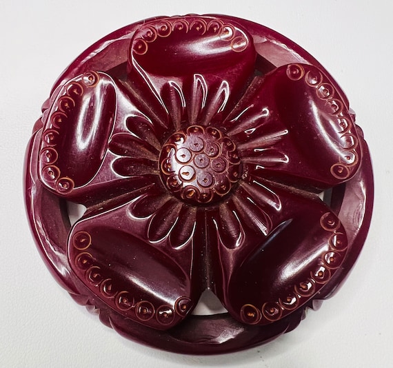 Vintage Maroon Bakelite Flower Pin 3 display picture 2