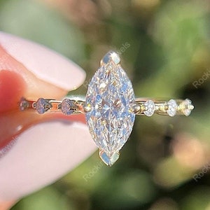 Anillo solitario de talla marquesa, anillo de compromiso de moissanita de talla marquesa, anillo de oro minimalista, anillo sencillo y delicado, anillos de promesa para mujeres