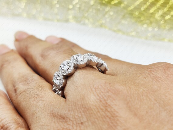 Unique anniversary bands for her deals