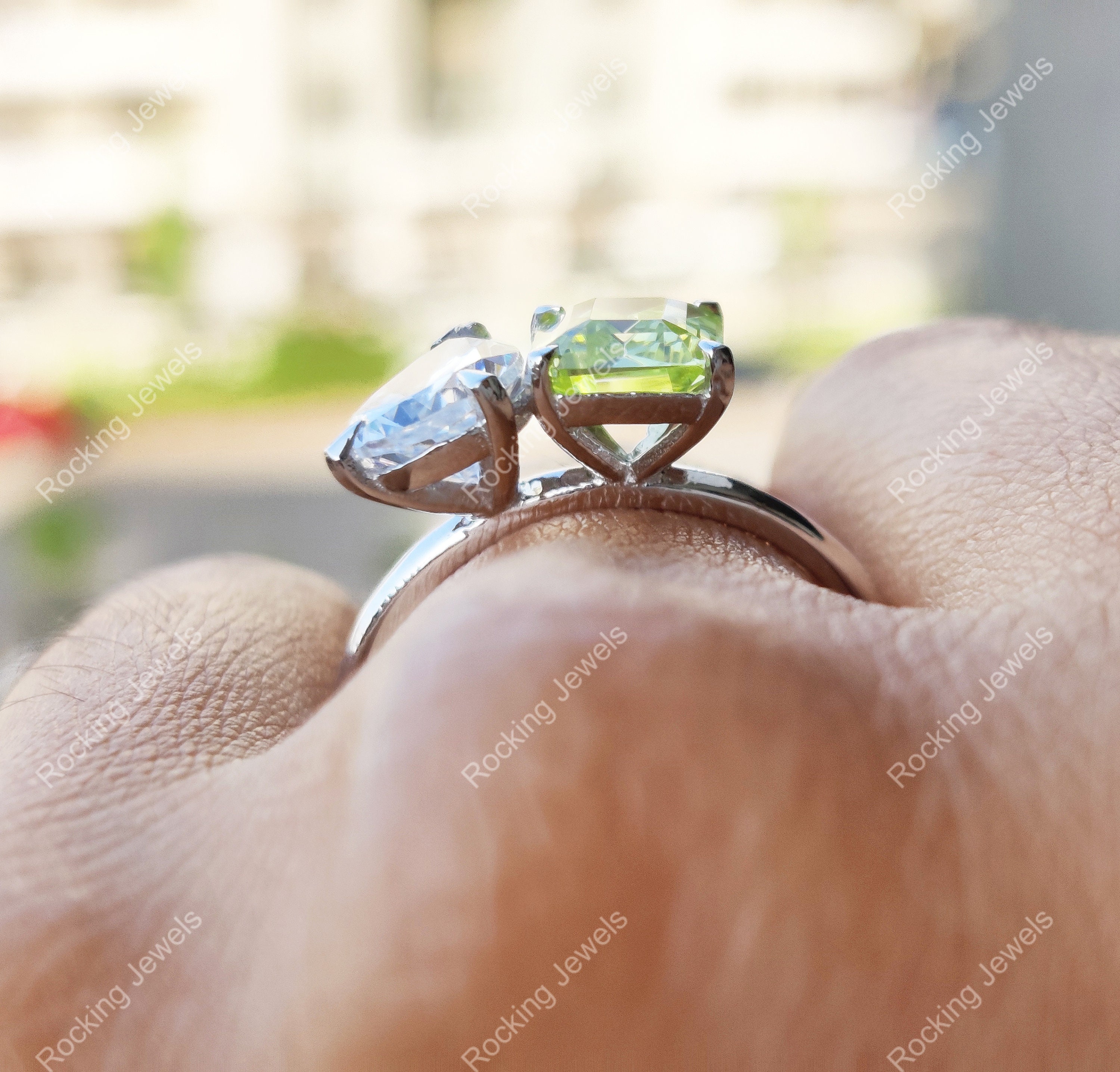 ペリドット evil eye リング ペリドット 指輪 Oval Peridot Halo Ring 