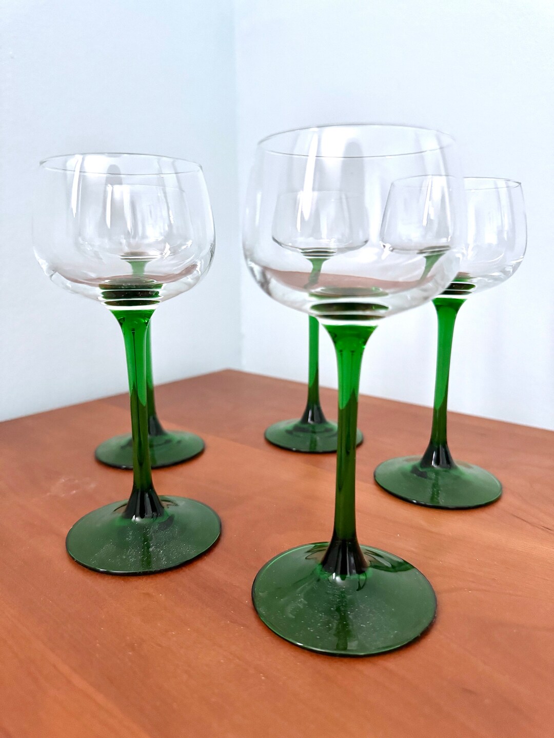 Vintage LUMINARC 5 Emerald GREEN FRANCE Wine Alsace Wine Stem 1980s