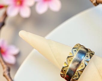 Anillo de cuchara reciclada, bicolor, oro y plata. ¡Joyería artesanal! Upcycling, una idea de regalo.