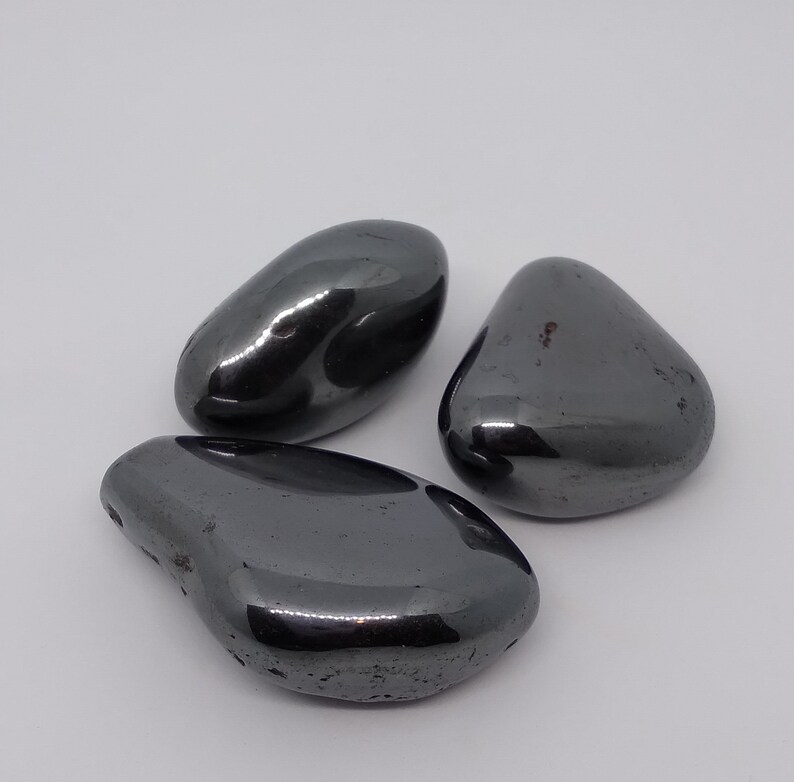 Hematite Crystal absorbs Negative Energy and Calms in Times Etsy